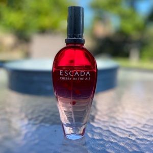 Escada Cherry in the Air perfume